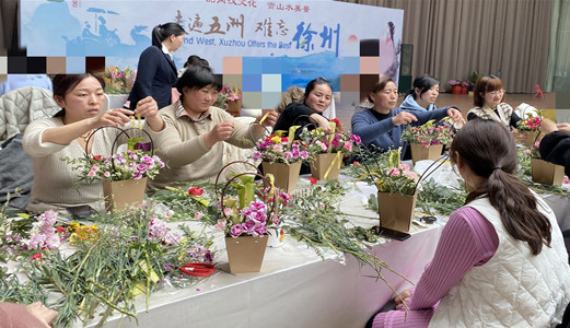 圣能科技“三八”婦女節(jié)專題活動：詩情花意、烘感幸福